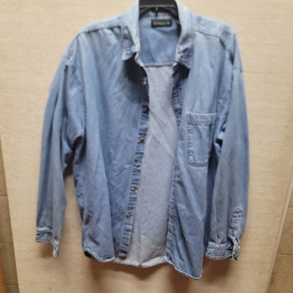 Ultra Club Denim Blue XL 100% Cotton button up well worn Light wash long sleeve